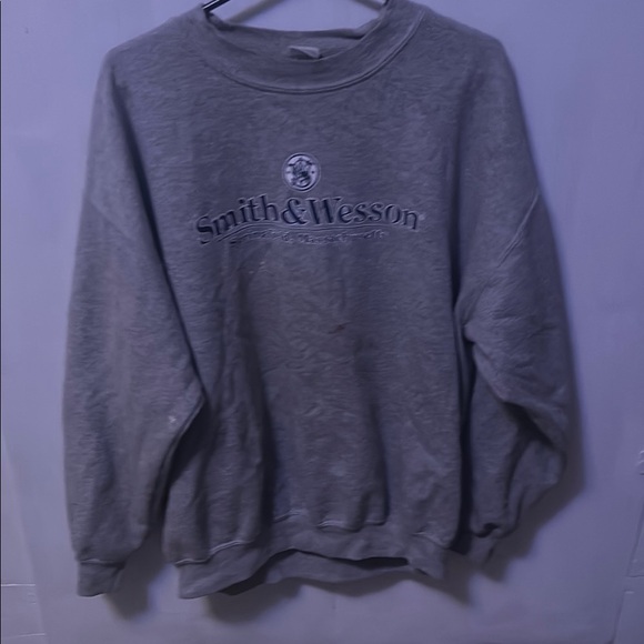 Gildan Other - Gildan Gray Crewneck Sweater Soft Casual Wear